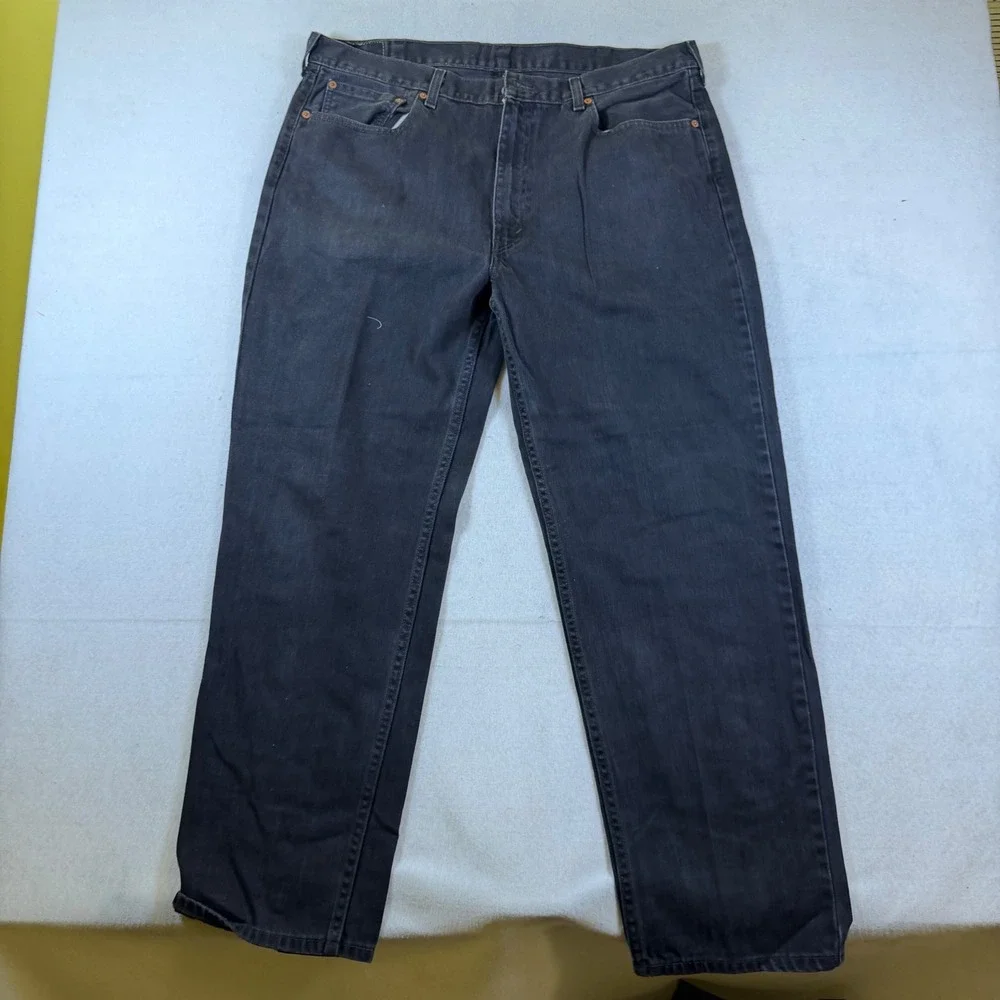 Levis levi 550